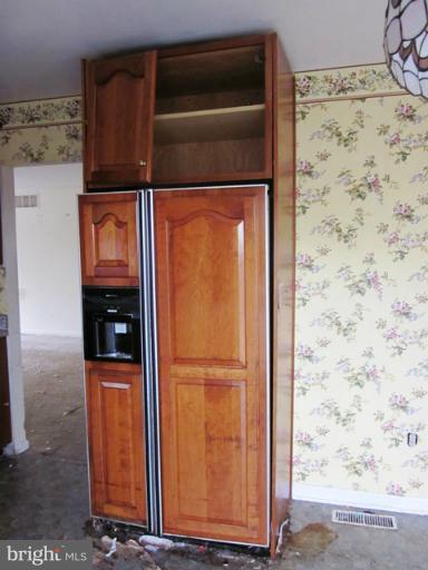 9727 Eustice Road Randallstown, MD 21133 - Photo 17 of 29 Kitchen 2
