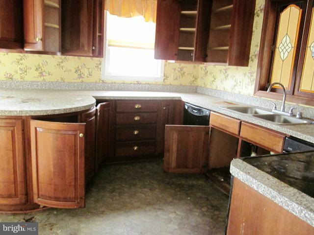 9727 Eustice Road Randallstown, MD 21133 - Photo 25 of 29 Kitchen
