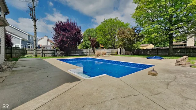 $379,900 | 11144 Echo Trail, Indianapolis, IN 46236