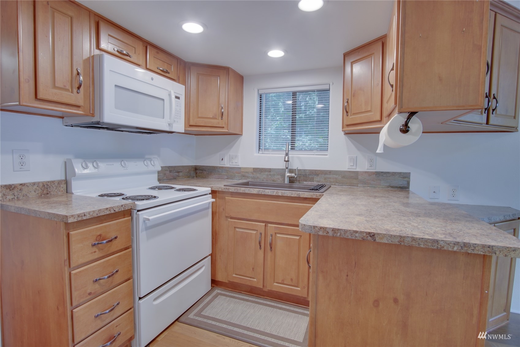 1546 Reservation Road Southeast, Unit 17 Olympia, WA 98513 - Photo 10 of 30 Gallery Image 10