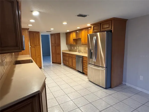 $3,150 | 8320 Sanden Drive, Wesley Chapel, FL 33545