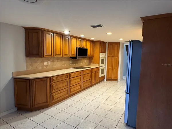 $3,150 | 8320 Sanden Drive, Wesley Chapel, FL 33545