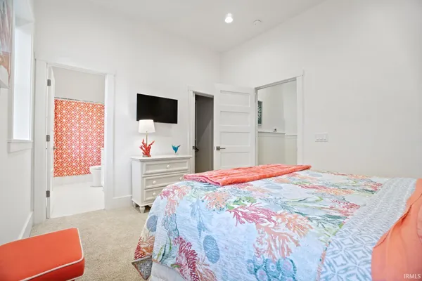 $2,970,000 | 11046 Ideal Beach Drive, Syracuse, IN 46567