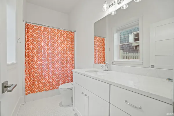 $2,970,000 | 11046 Ideal Beach Drive, Syracuse, IN 46567