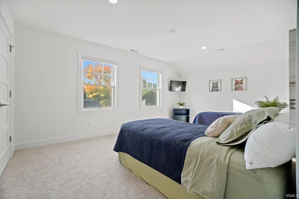 $2,970,000 | 11046 Ideal Beach Drive, Syracuse, IN 46567