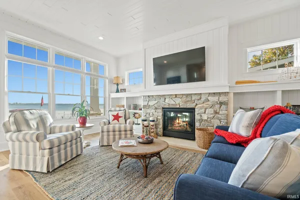 $2,970,000 | 11046 Ideal Beach Drive, Syracuse, IN 46567