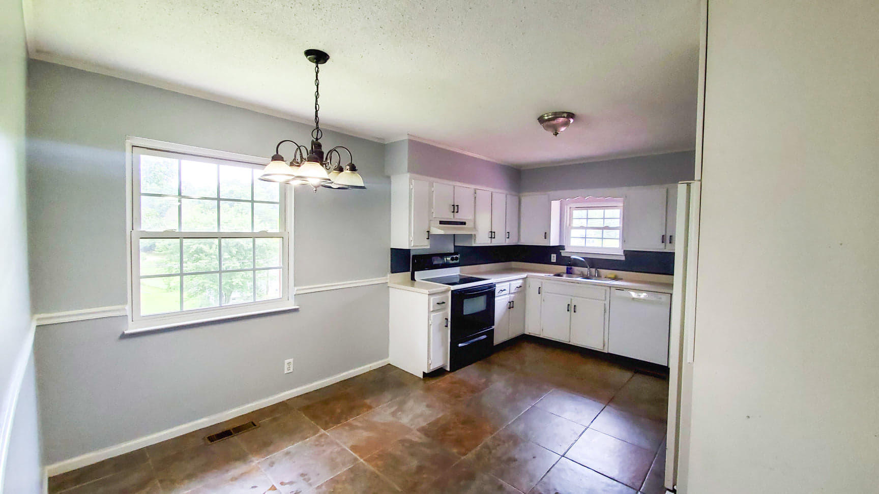 868 Marble Top Road Chickamauga, GA 30707 - Photo 3 of 22 Eat in Kitchen