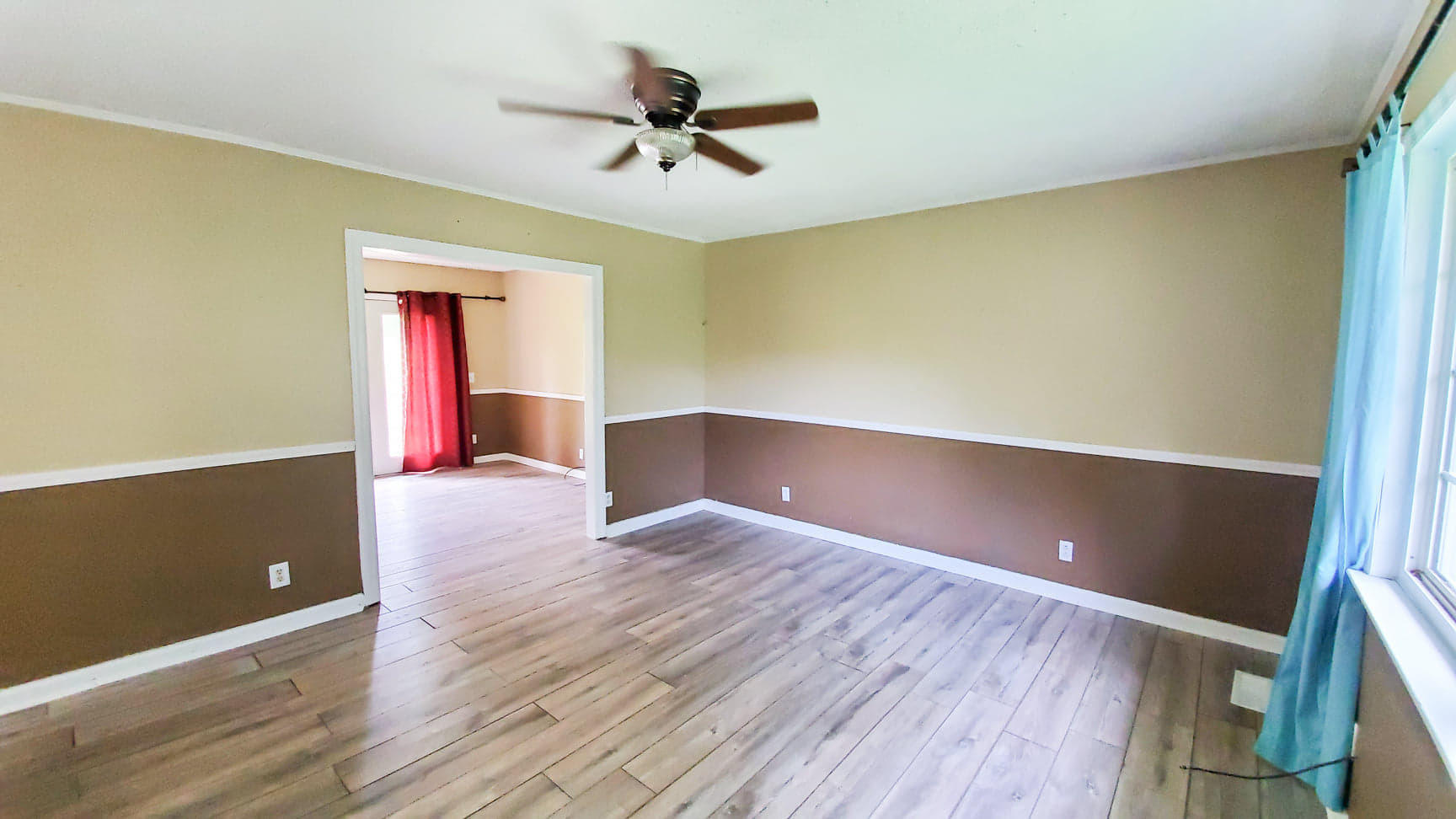 868 Marble Top Road Chickamauga, GA 30707 - Photo 8 of 22 Living Room
