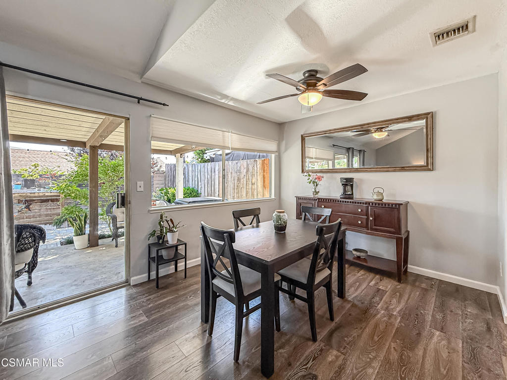 2041 Covington Avenue Simi Valley, CA 93065 - Photo 11 of 39