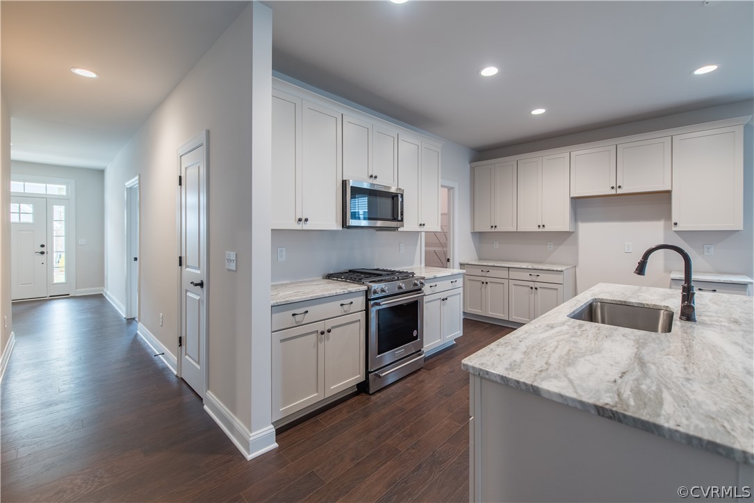 9424 Widthby Road Chesterfield, VA 23832 - Photo 4 of 21 MOVE-IN READY!