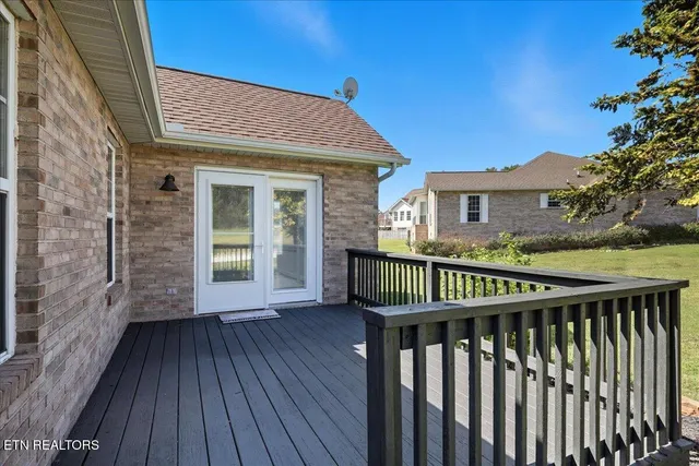 $389,900 | 205 Royal Oaks Drive, Maryville, TN 37801