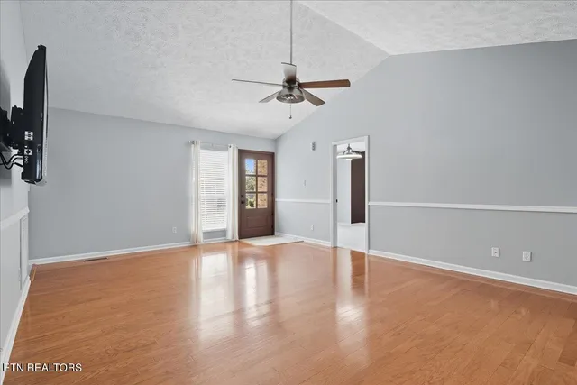 $389,900 | 205 Royal Oaks Drive, Maryville, TN 37801