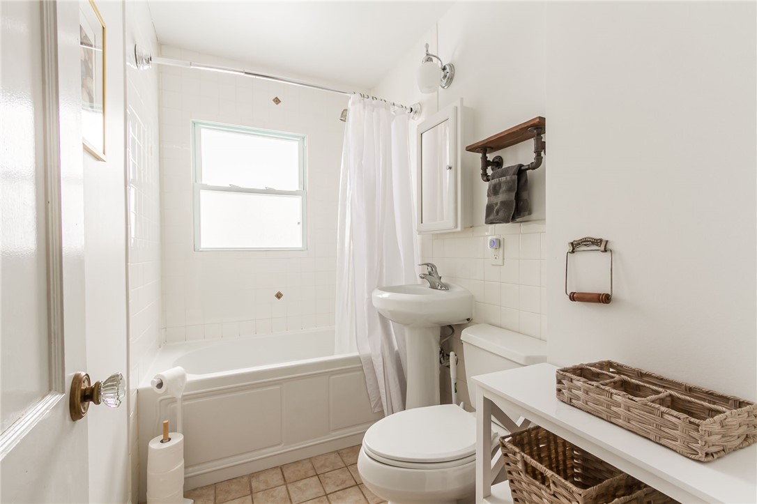 116 Cimarron Drive Rochester, NY 14620 - Photo 20 of 26