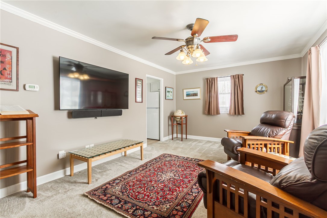 116 Cimarron Drive Rochester, NY 14620 - Photo 4 of 26