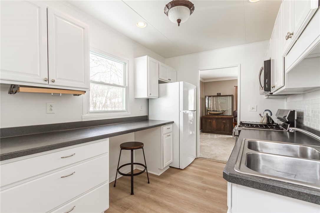 116 Cimarron Drive Rochester, NY 14620 - Photo 9 of 26