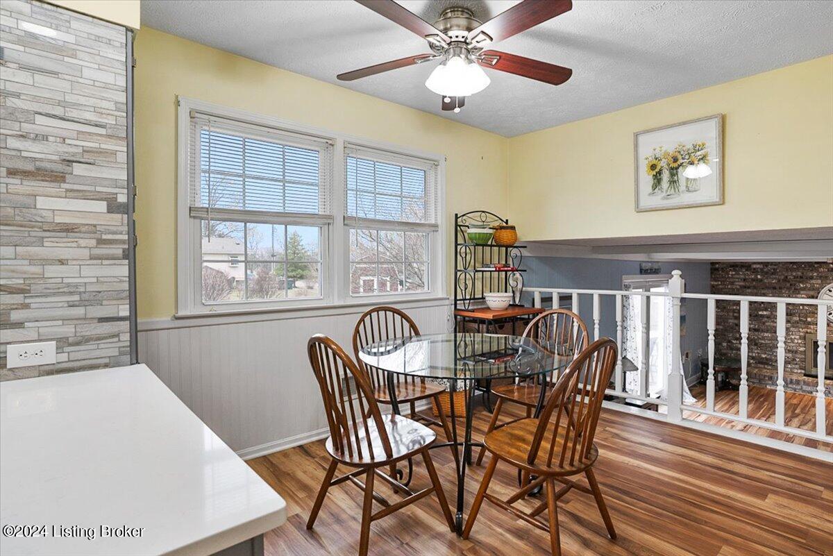 10113 St Rene Road Louisville, KY 40299 - Photo 16 of 51 Dining Area