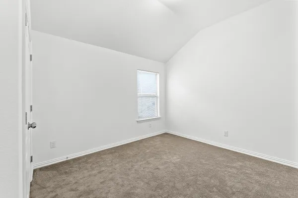 $2,750 | 489 Cherrystone Loop, Buda, TX 78610