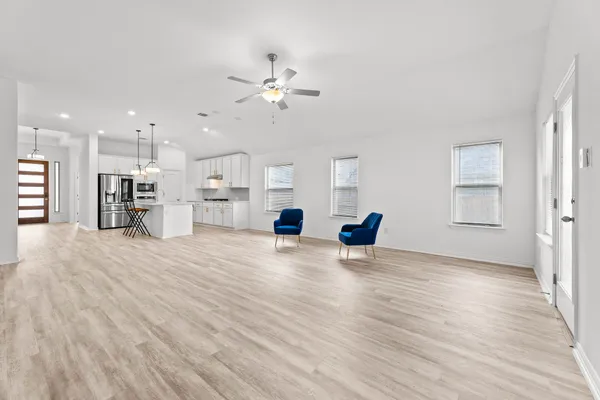 $2,750 | 489 Cherrystone Loop, Buda, TX 78610