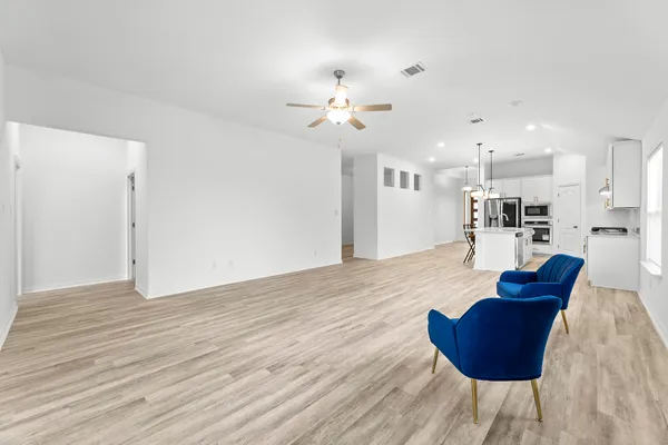 $2,750 | 489 Cherrystone Loop, Buda, TX 78610