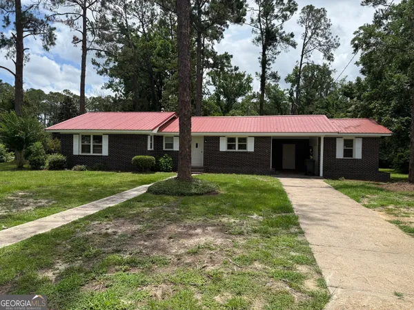 $199,000 | 322 Magnolia Drive, Adel, GA 31620