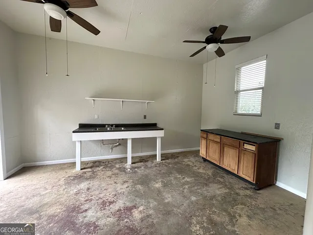 $199,900 | 322 Magnolia Drive, Adel, GA 31620