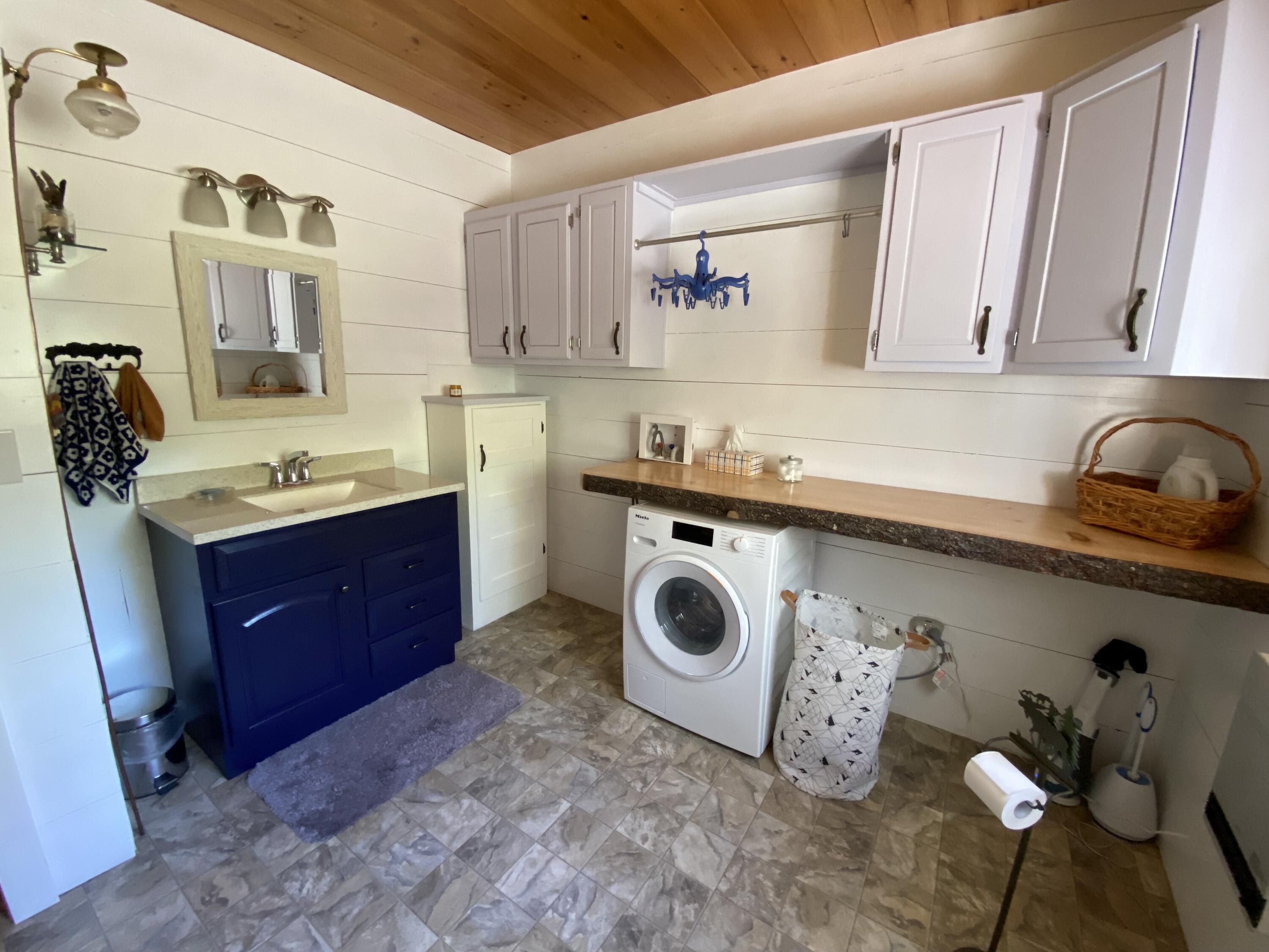 449 Mayfield Road Harmony, ME 04942 - Photo 26 of 58 IMG_6505