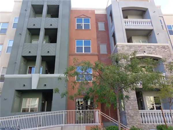$1,600 | 32 East Serene Avenue, Unit 112, Las Vegas, NV 89123