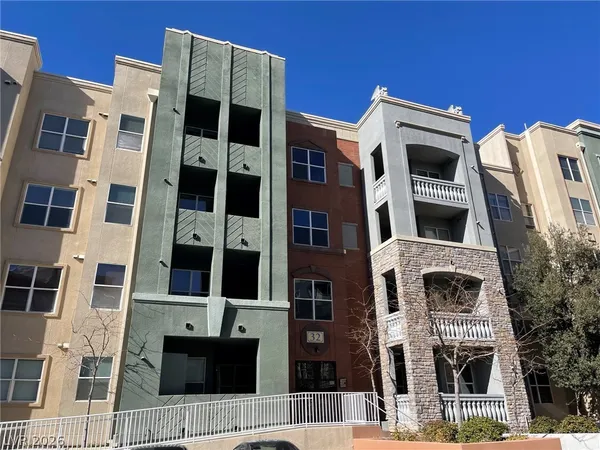 $1,550 | 32 East Serene Avenue, Unit 112, Las Vegas, NV 89123