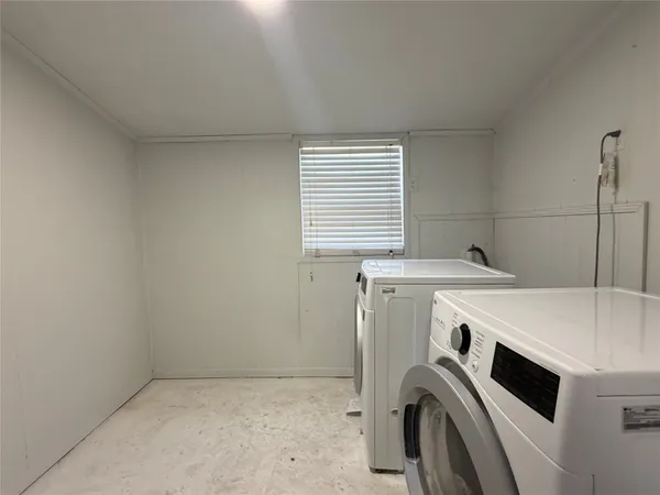 $2,200 | 17501 Ranch To Market Road 150, Driftwood, TX 78619