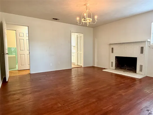$2,200 | 17501 Ranch To Market Road 150, Driftwood, TX 78619