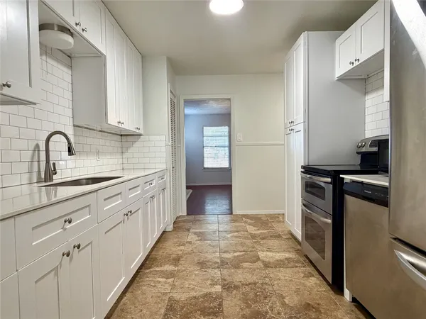 $2,200 | 17501 Ranch To Market Road 150, Driftwood, TX 78619