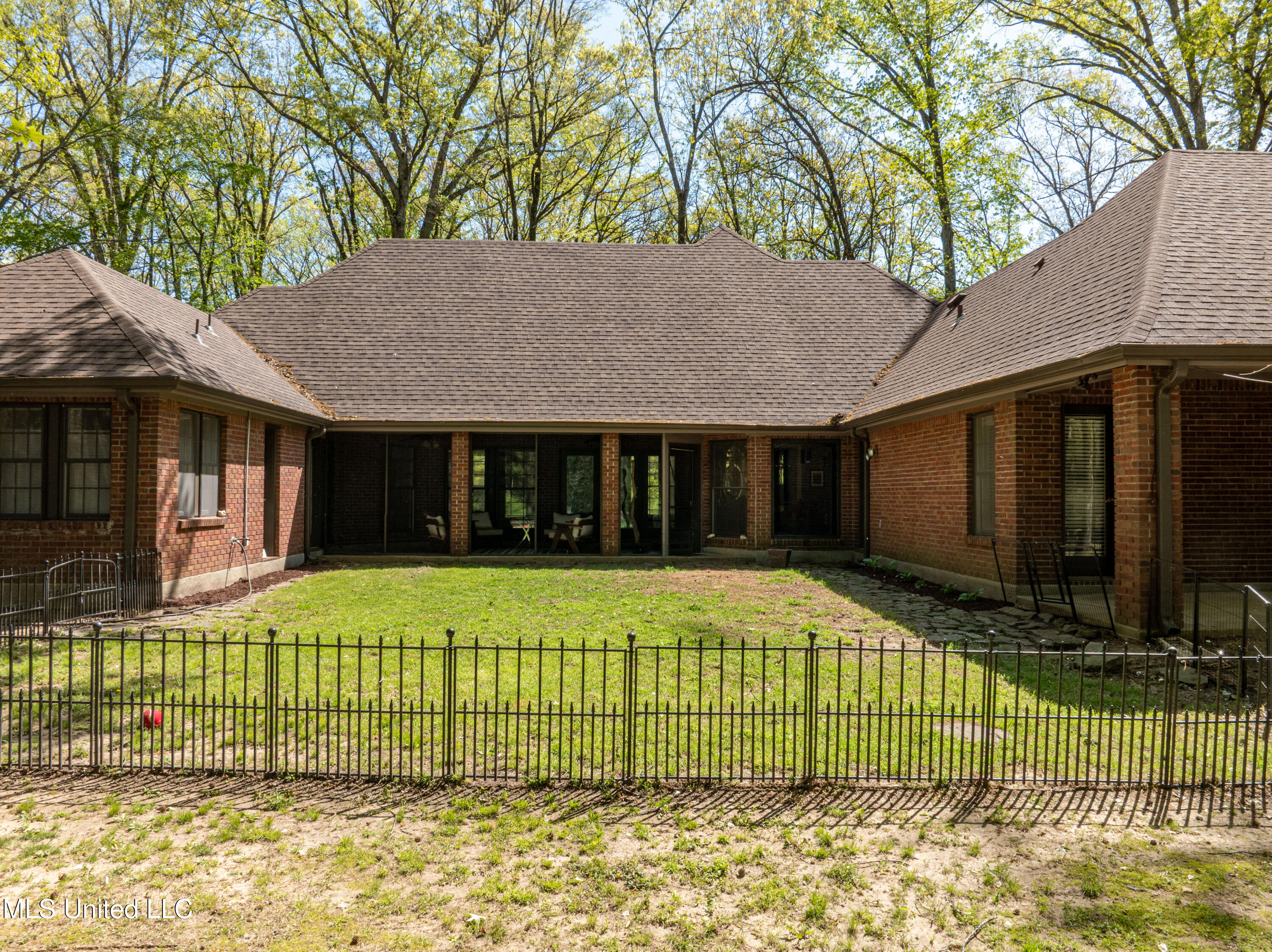 1651 Malone Road Nesbit, MS 38651 - Photo 11 of 59 Malone-7