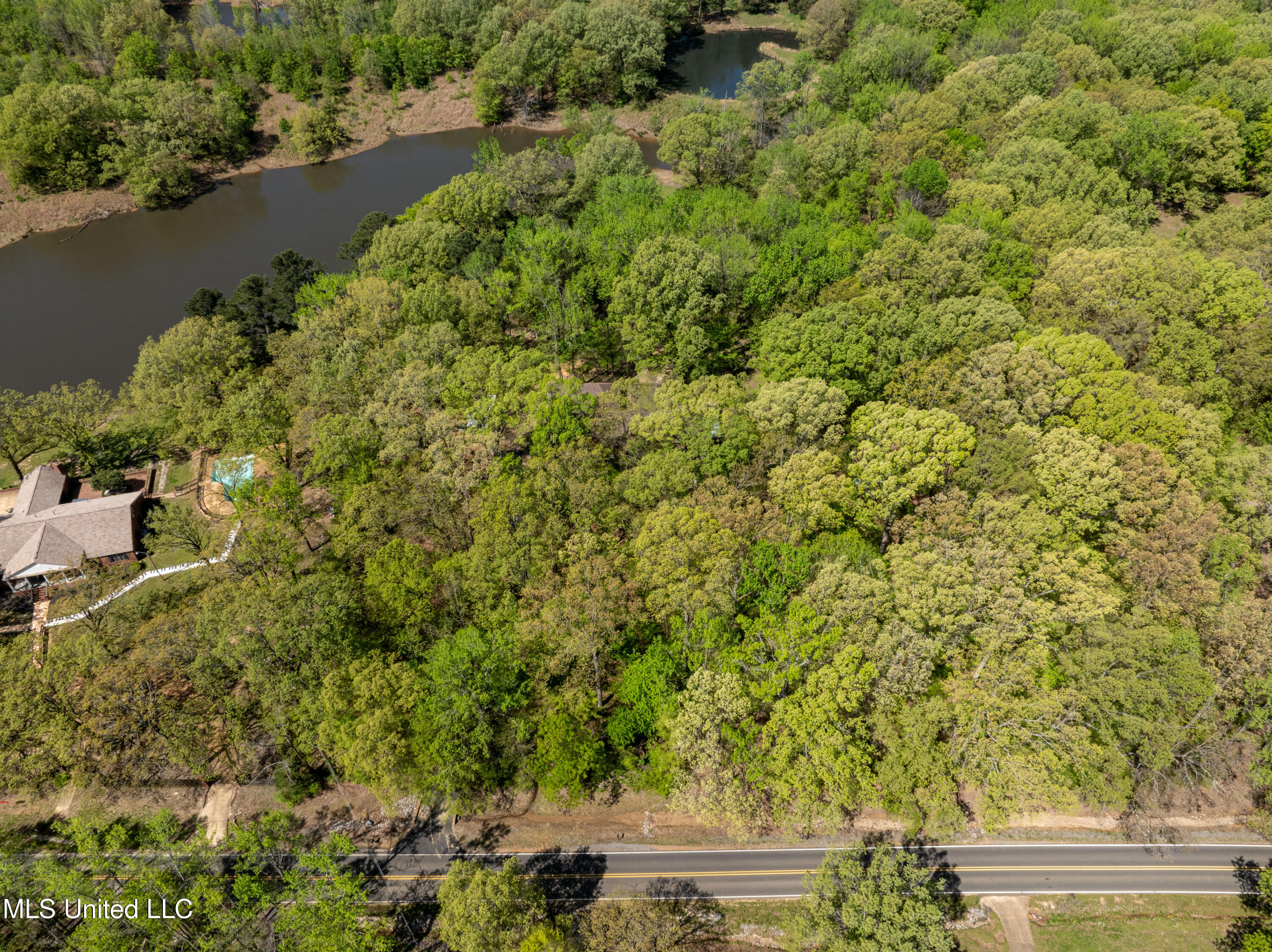 1651 Malone Road Nesbit, MS 38651 - Photo 17 of 59 Malone-14