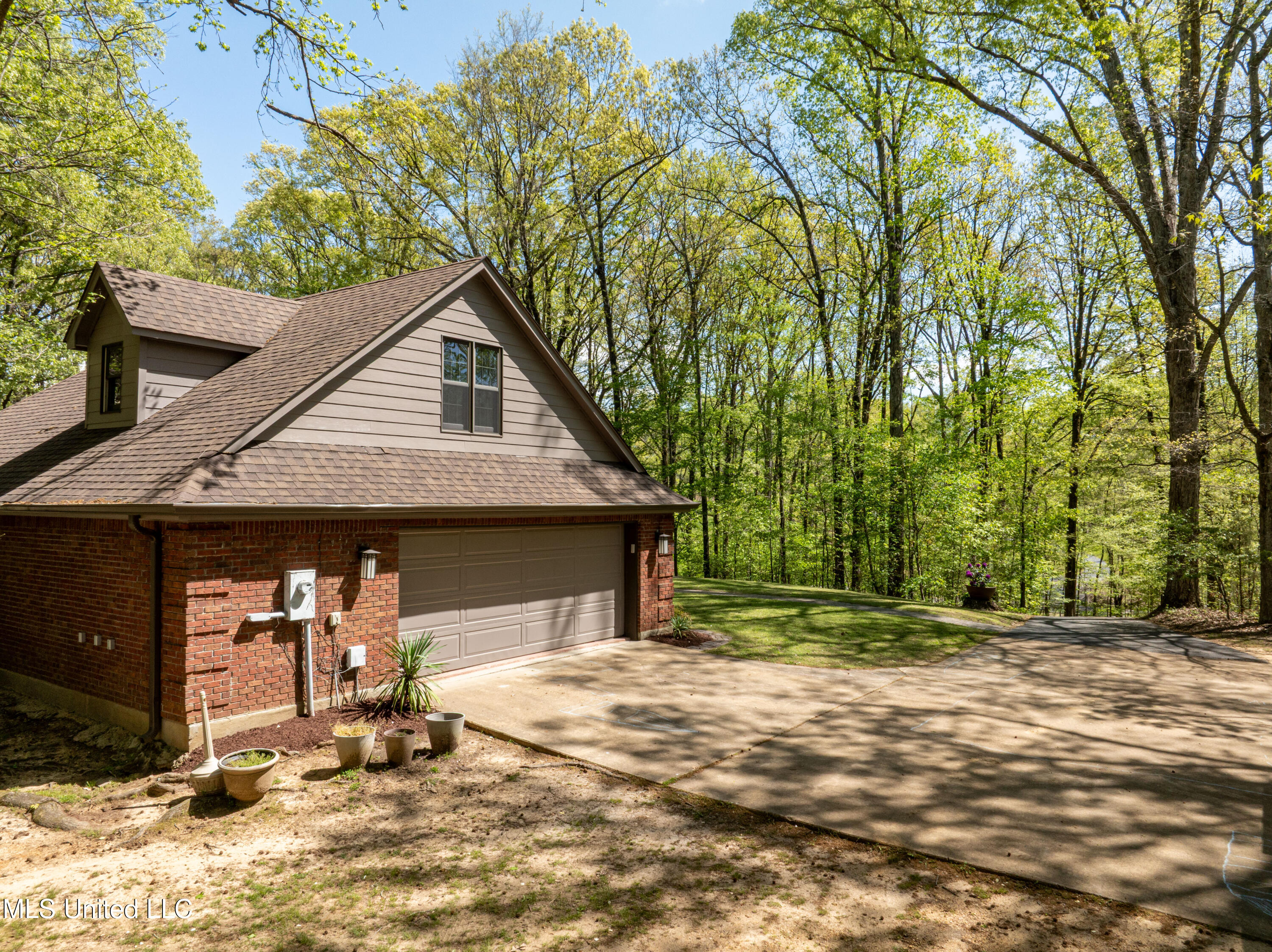 1651 Malone Road Nesbit, MS 38651 - Photo 5 of 59 Malone-4