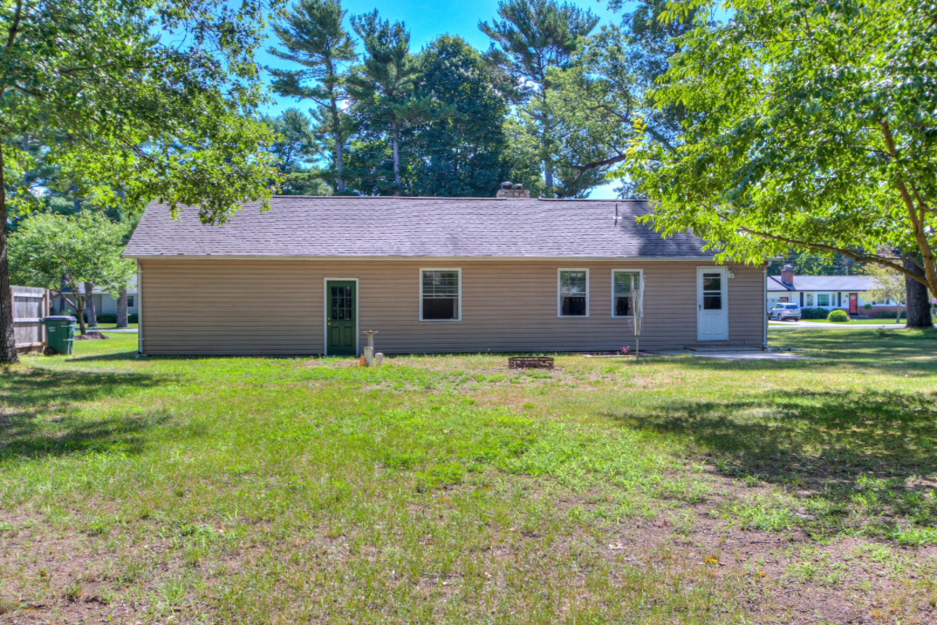939 Horton Road Muskegon, MI 49445 - Photo 22 of 39 939 Horton Final (32 of 39)