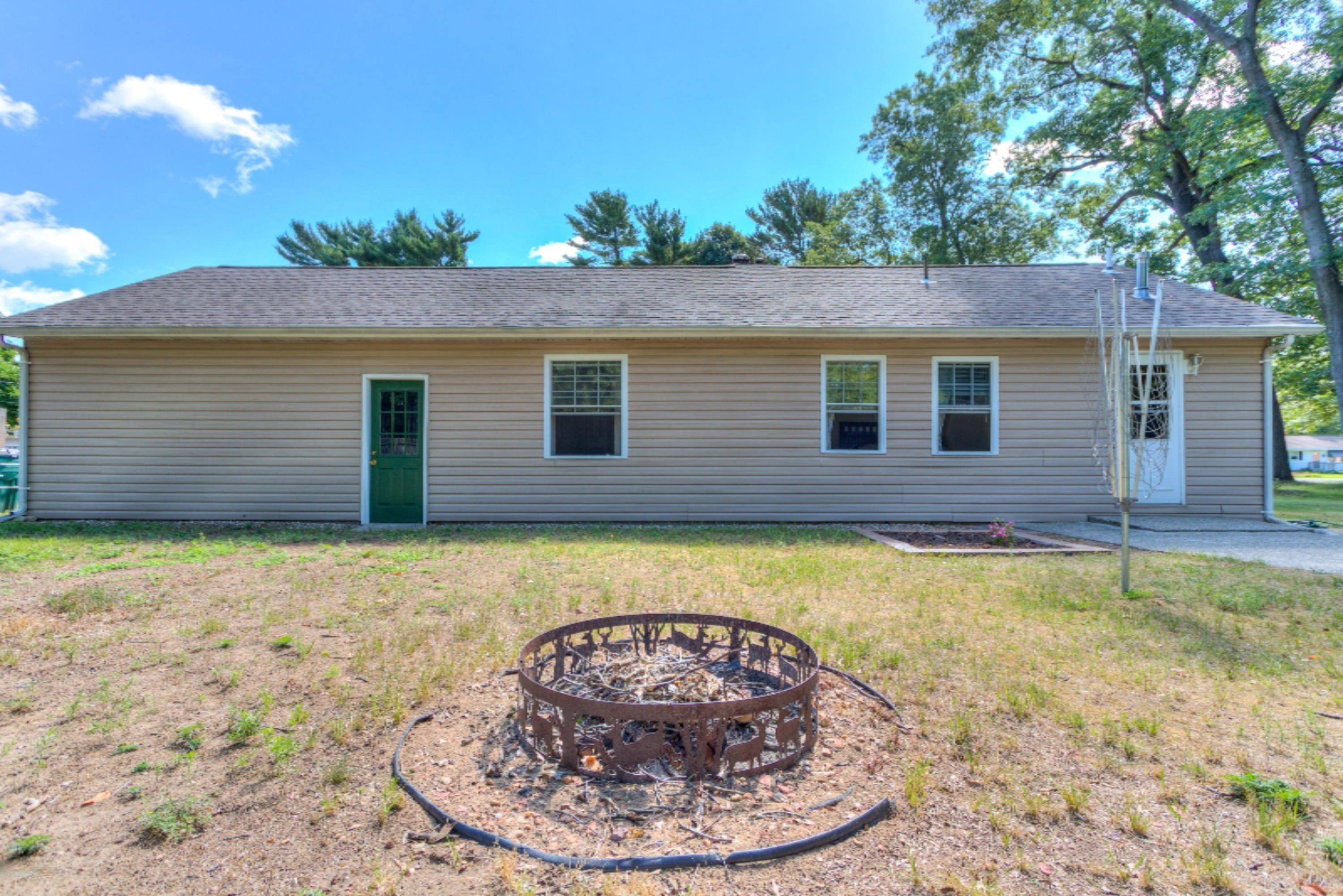 939 Horton Road Muskegon, MI 49445 - Photo 29 of 39 939 Horton Final (38 of 39)