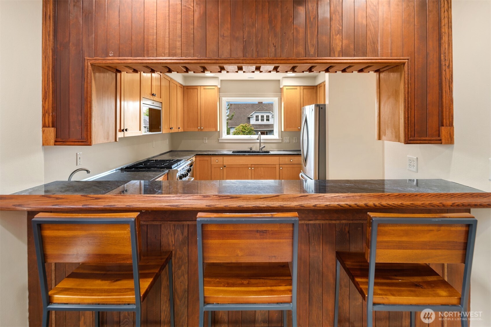4600 Green Lake Way North Seattle, WA 98103 - Photo 12 of 33