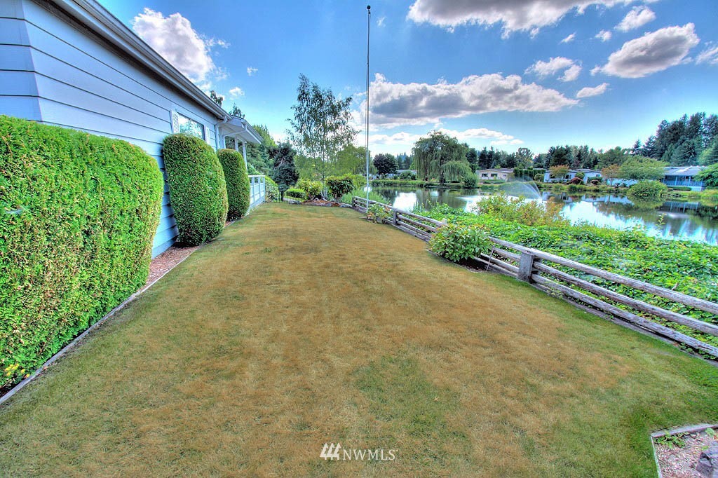 23806 Lake Drive East Bothell, WA 98021 - Photo 7 of 25