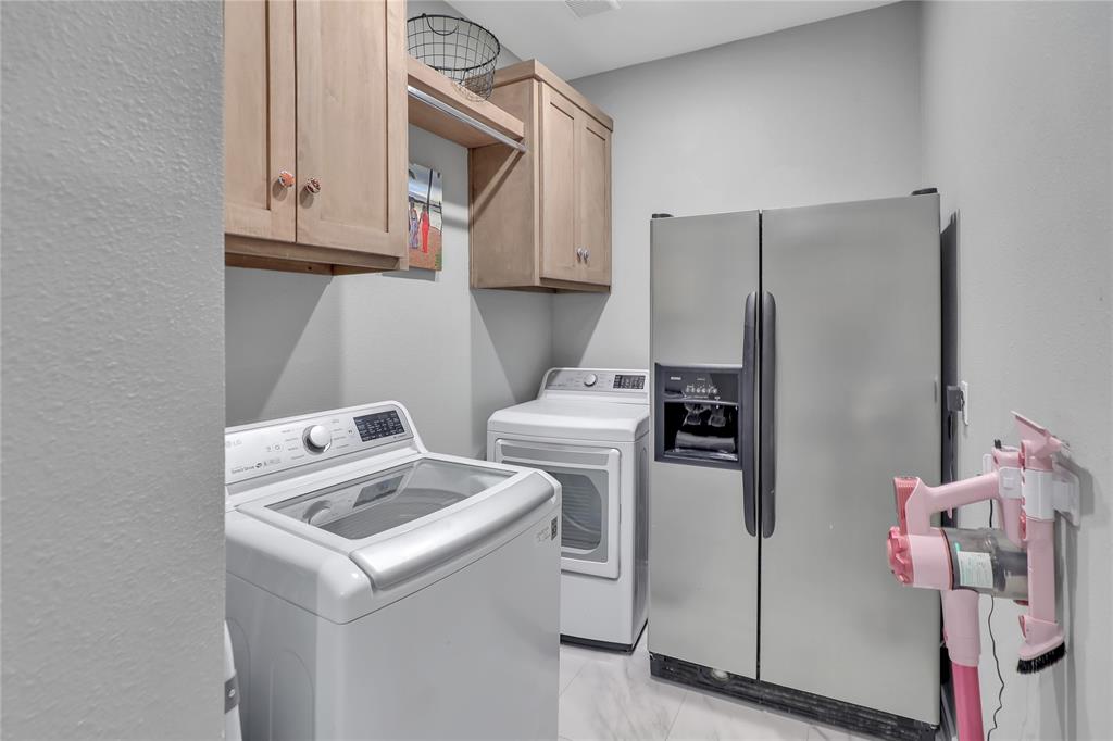 4709 North Meadow Ridge Circle McKinney, TX 75072 - Photo 19 of 40