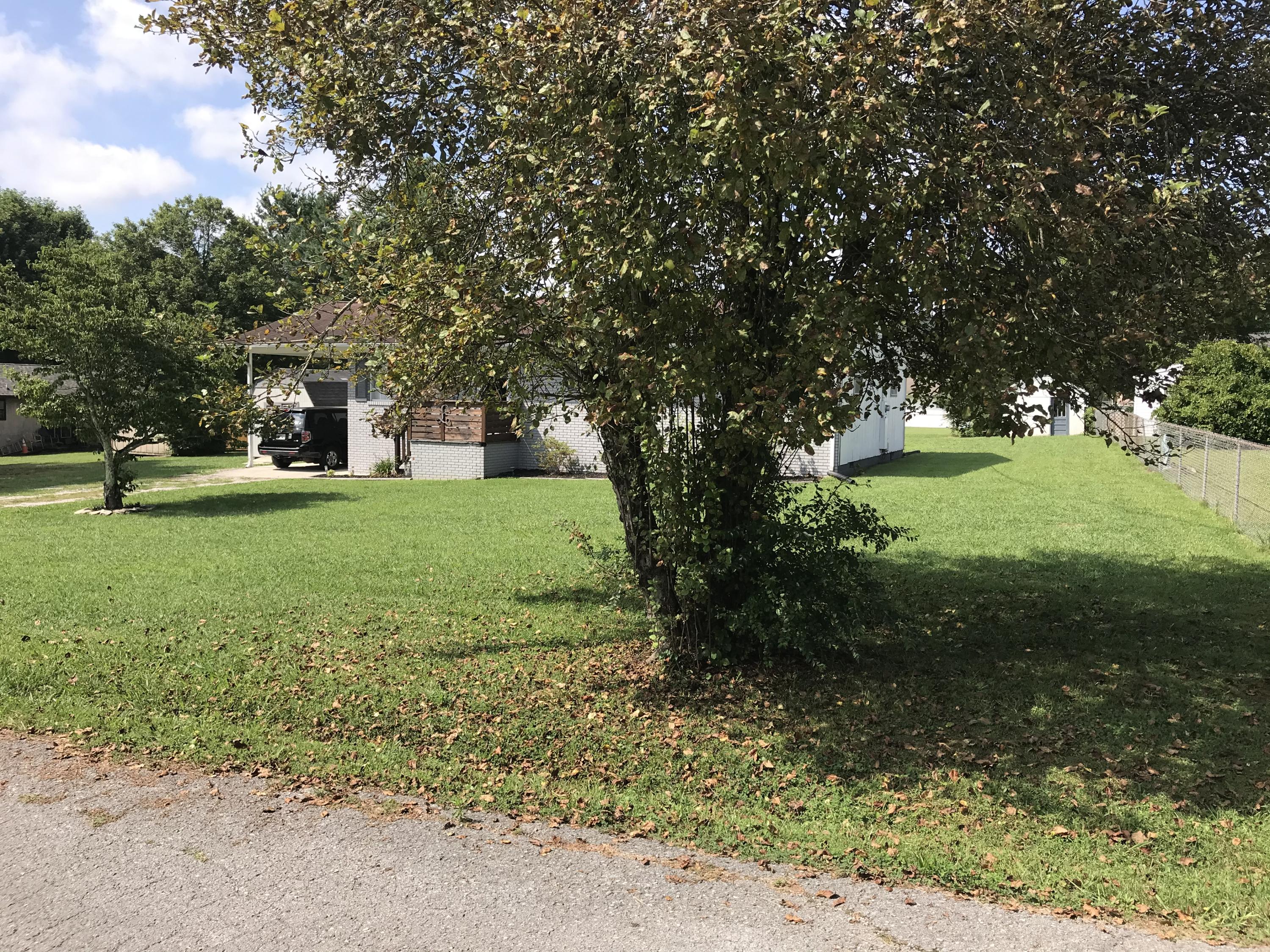 307 Green Acres Road Maynardville, TN 37807 - Photo 3 of 18 IMG_2537