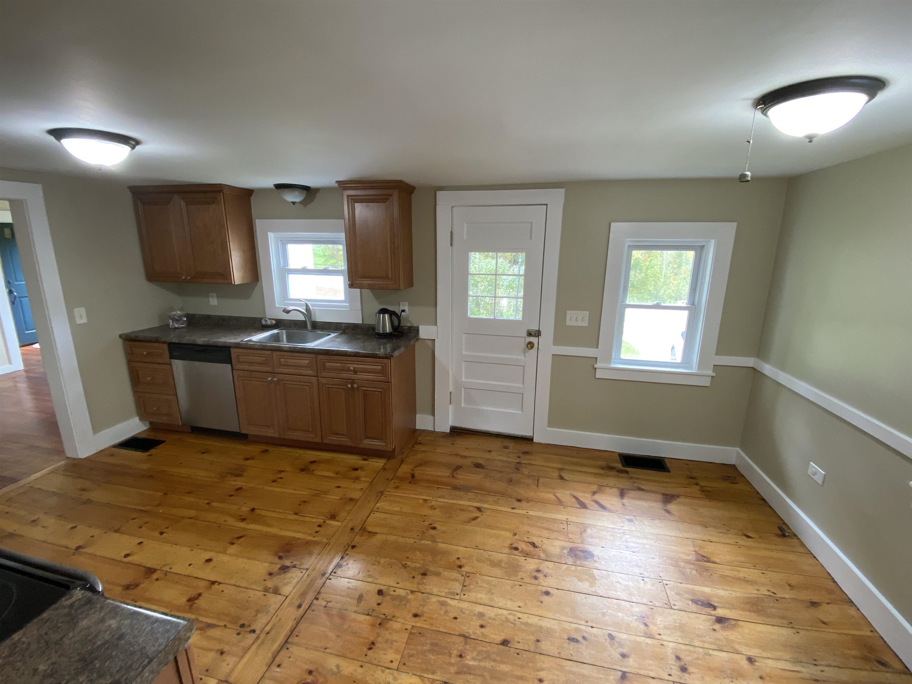 786 East Deering Road Deering, NH 03244 - Photo 7 of 40