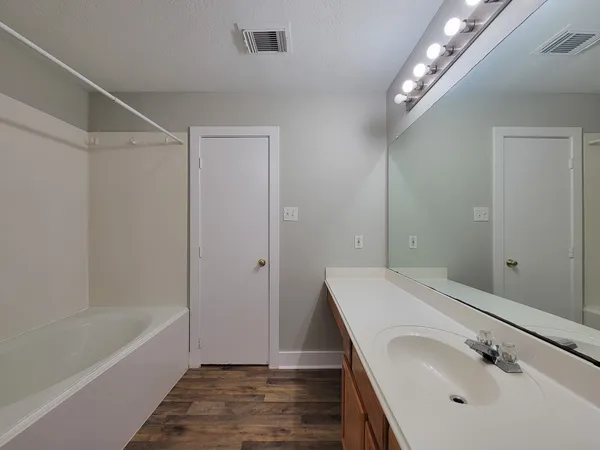 $1,750 | 16842 Marlin Spike Way, Crosby, TX 77532
