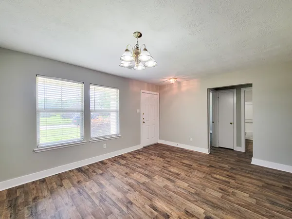 $1,750 | 16842 Marlin Spike Way, Crosby, TX 77532