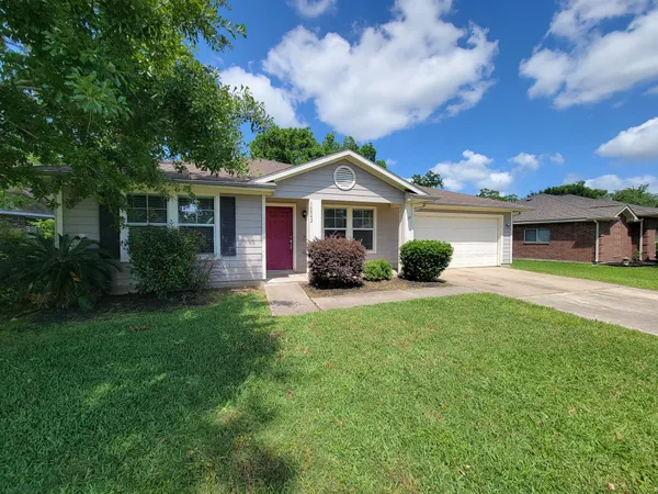 $1,750 | 16842 Marlin Spike Way, Crosby, TX 77532