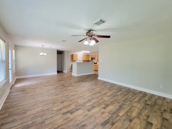 $1,750 | 16842 Marlin Spike Way, Crosby, TX 77532