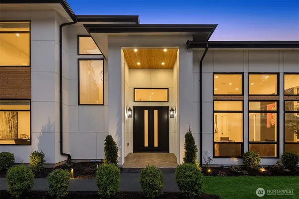 $2,699,000 | 5539 116th Avenue Northeast, Kirkland, WA 98033