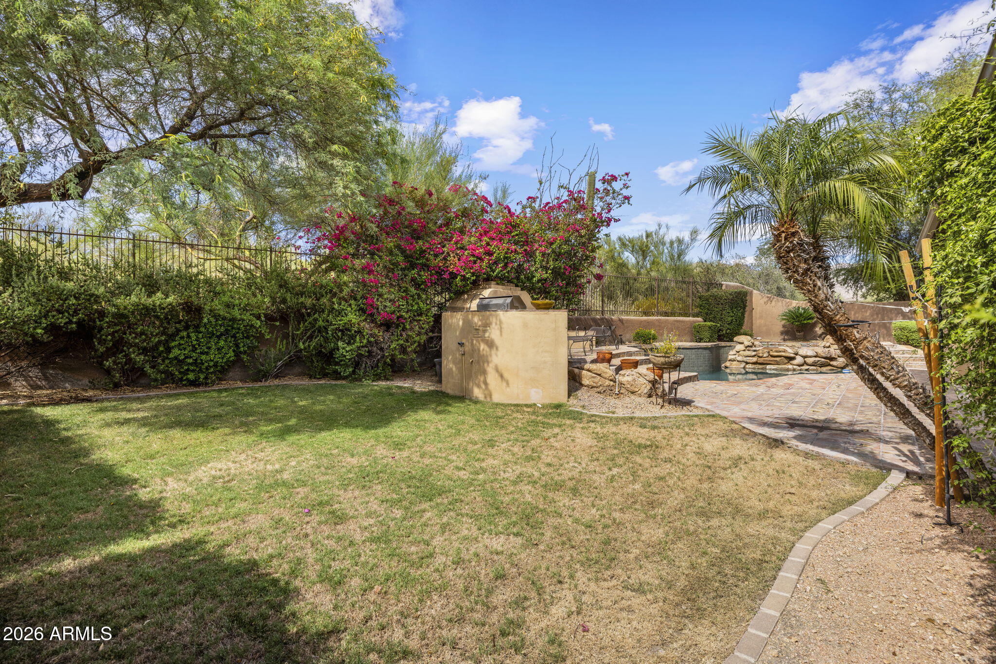 9572 East Mountain Spring Road Scottsdale, AZ 85255 - Photo 40 of 41 Large Yard