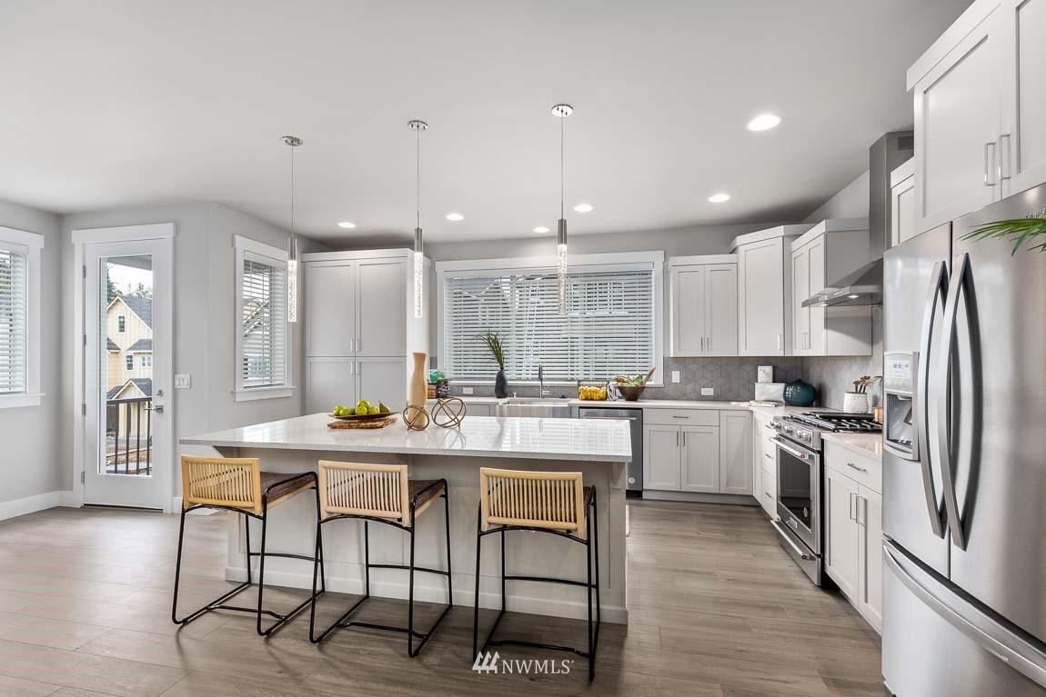 19525 3rd Drive Southeast, Unit 16 Bothell, WA 98012 - Photo 2 of 10 Gallery Image 2