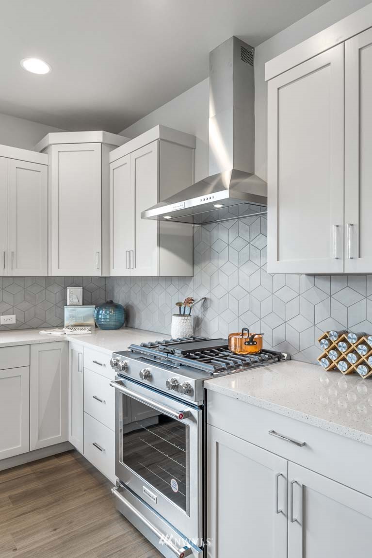 19525 3rd Drive Southeast, Unit 16 Bothell, WA 98012 - Photo 5 of 10 Gallery Image 5