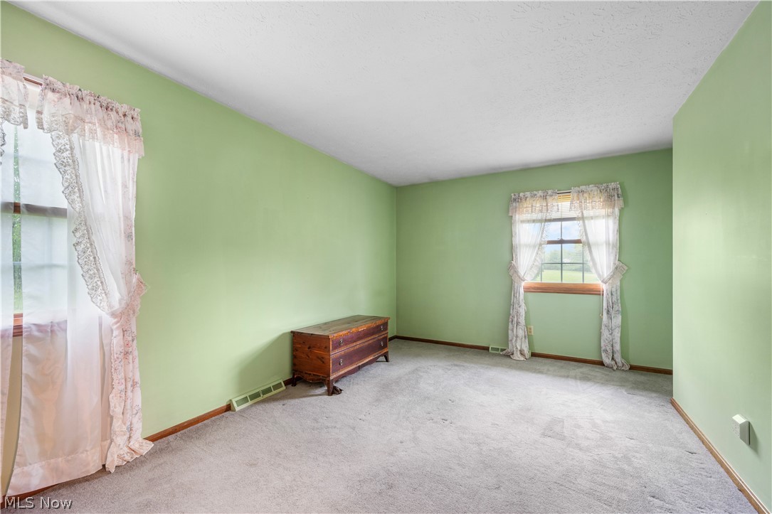 8533 Infirmary Road Ravenna, OH 44266 - Photo 15 of 32 Gallery Image 15